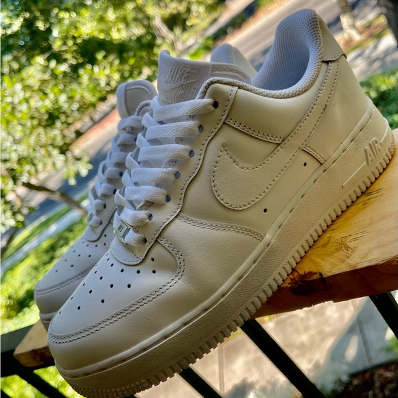 Nike Shoes - Nike Air Force 1
